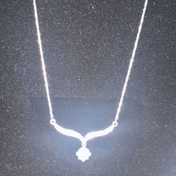 Avon Art Deco Silver Diamond Necklace - Picture 13 of 13